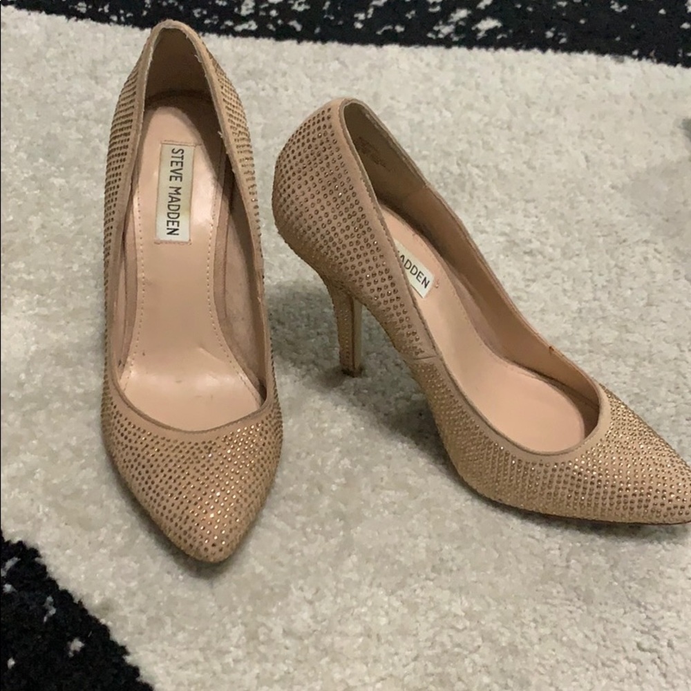 Sparkly Steve Madden pumps!